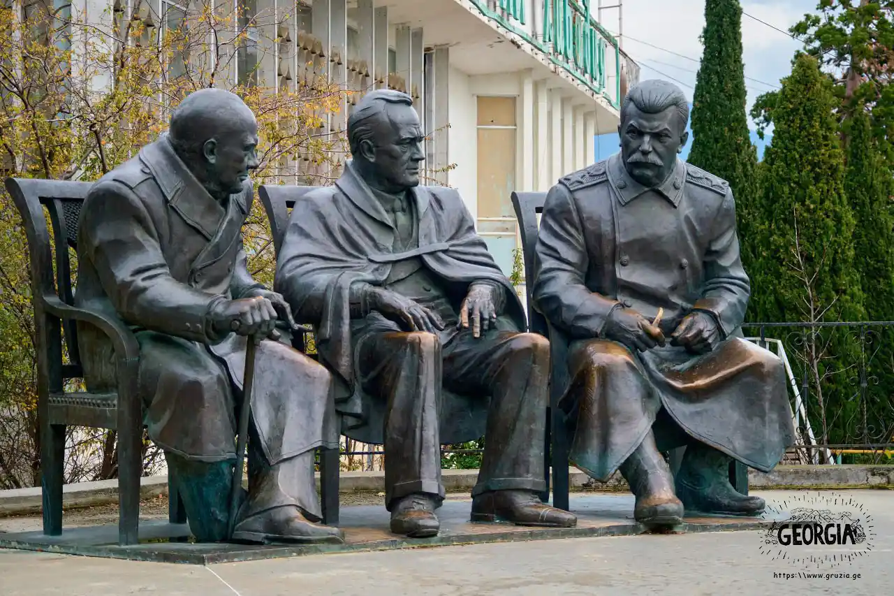 «Большая тройка» Ялта, Россия (2005)