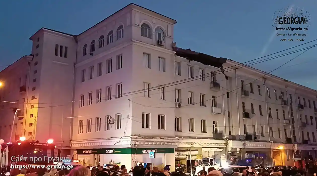 В Тбилиси рушатся дома