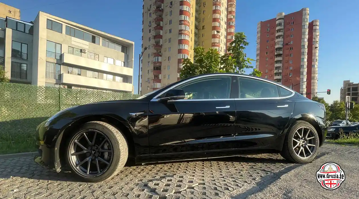 Tesla 2019